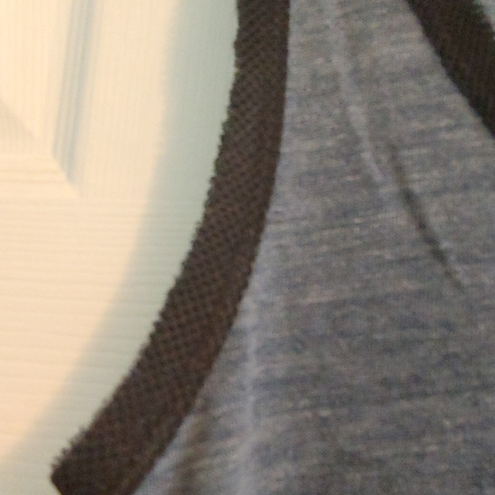 Tank top - Picture 3 of 4